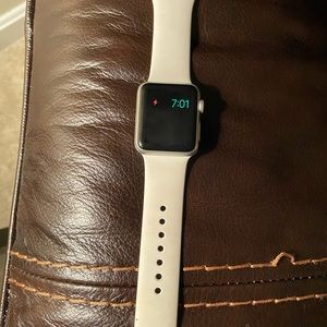 Apple Watch 1st addition works wonderful